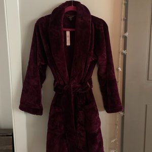 Victoria's Secret Burgundy Plush Robe XS/S